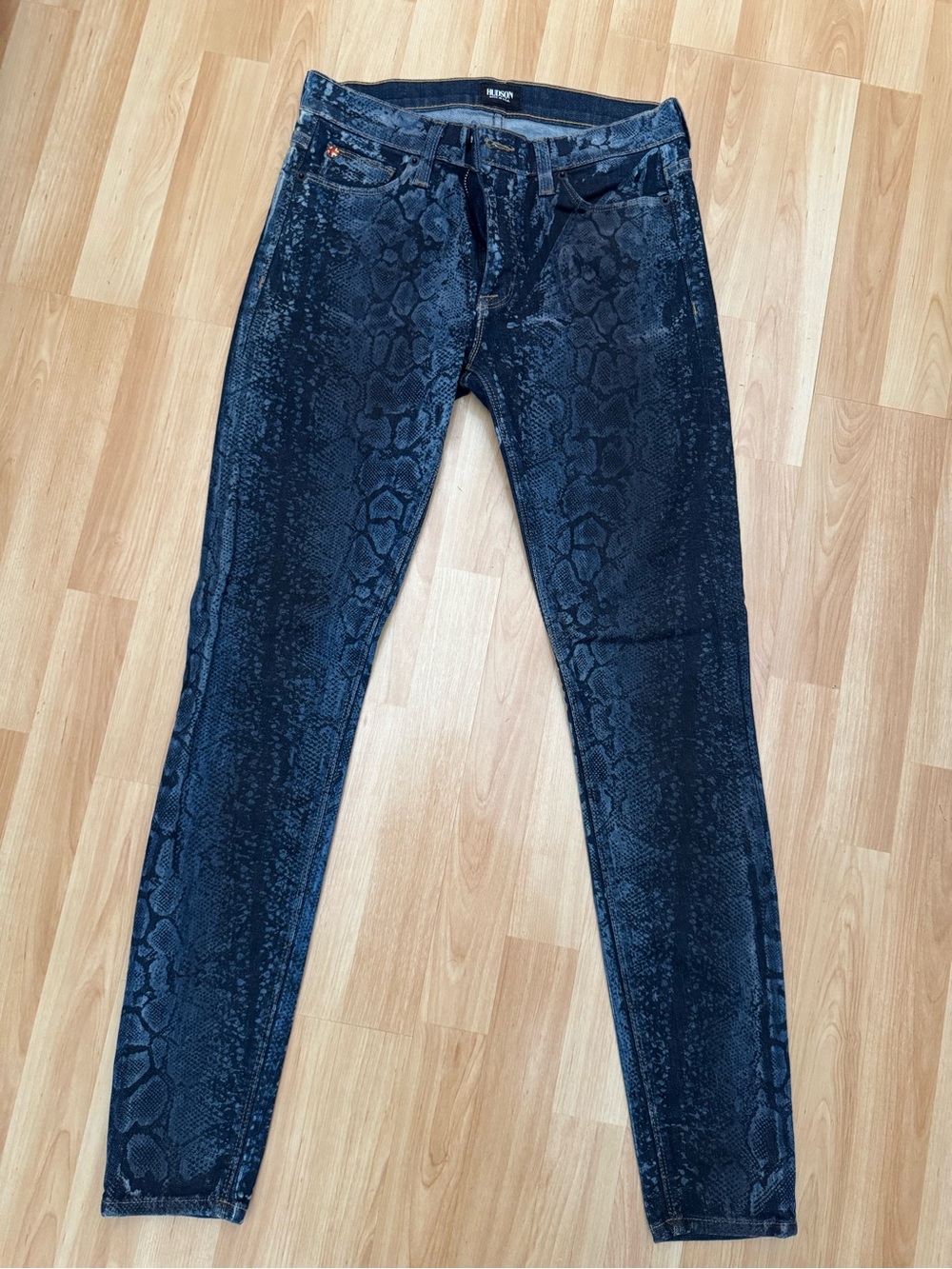Hudson Jeans Dark Blue Snake-Print Skinny Jeans size 27